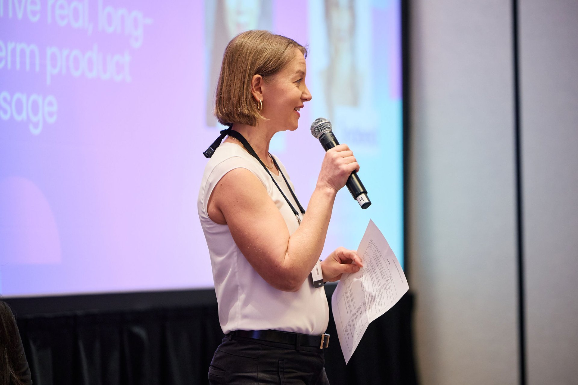 Andrea Bumstead speaking — photo 3
